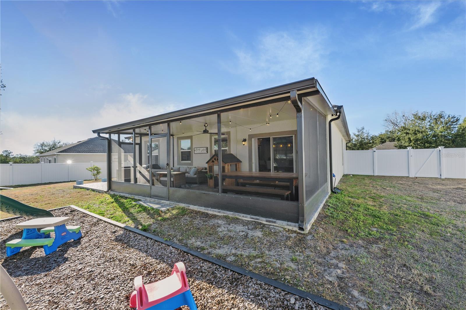 Image 33 of 37 For 15404 Taurus Court