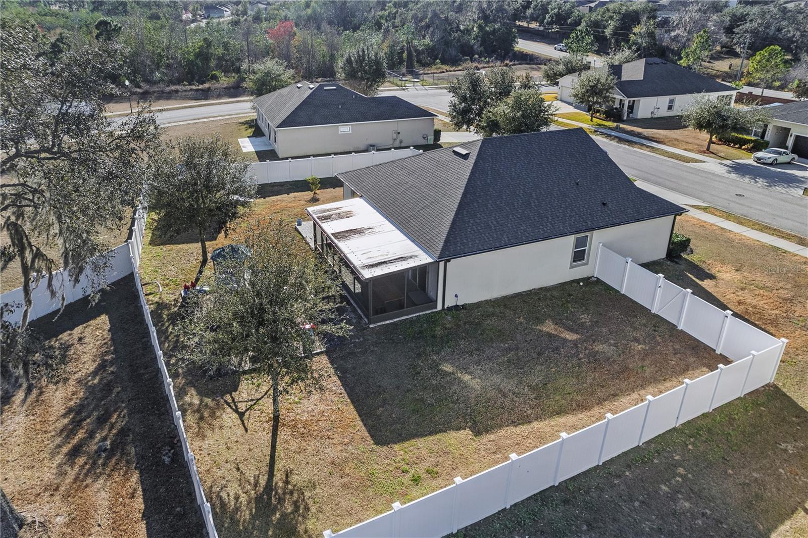 Image 6 of 37 For 15404 Taurus Court