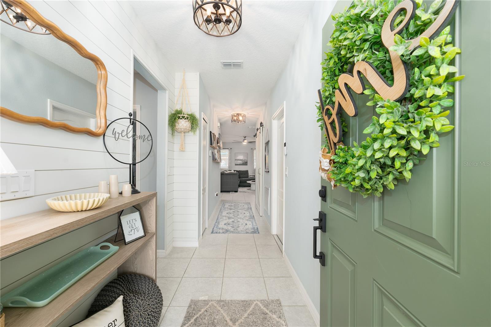 Image 8 of 37 For 15404 Taurus Court