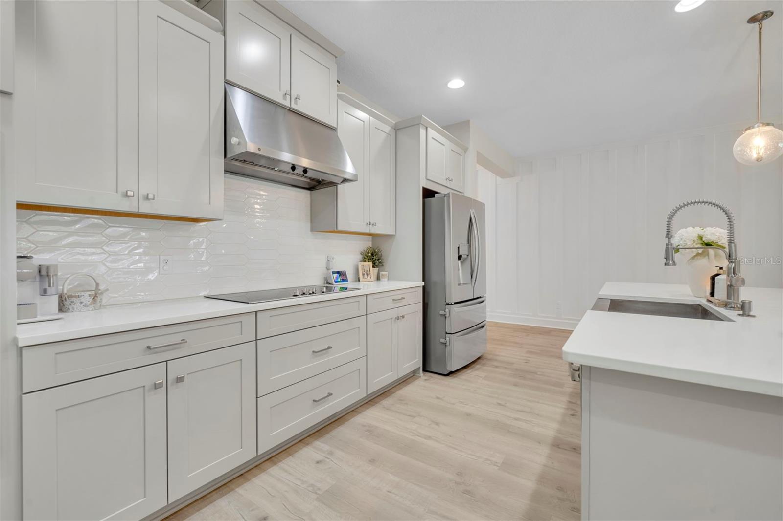 Image 10 of 51 For 3430 Buoy Circle