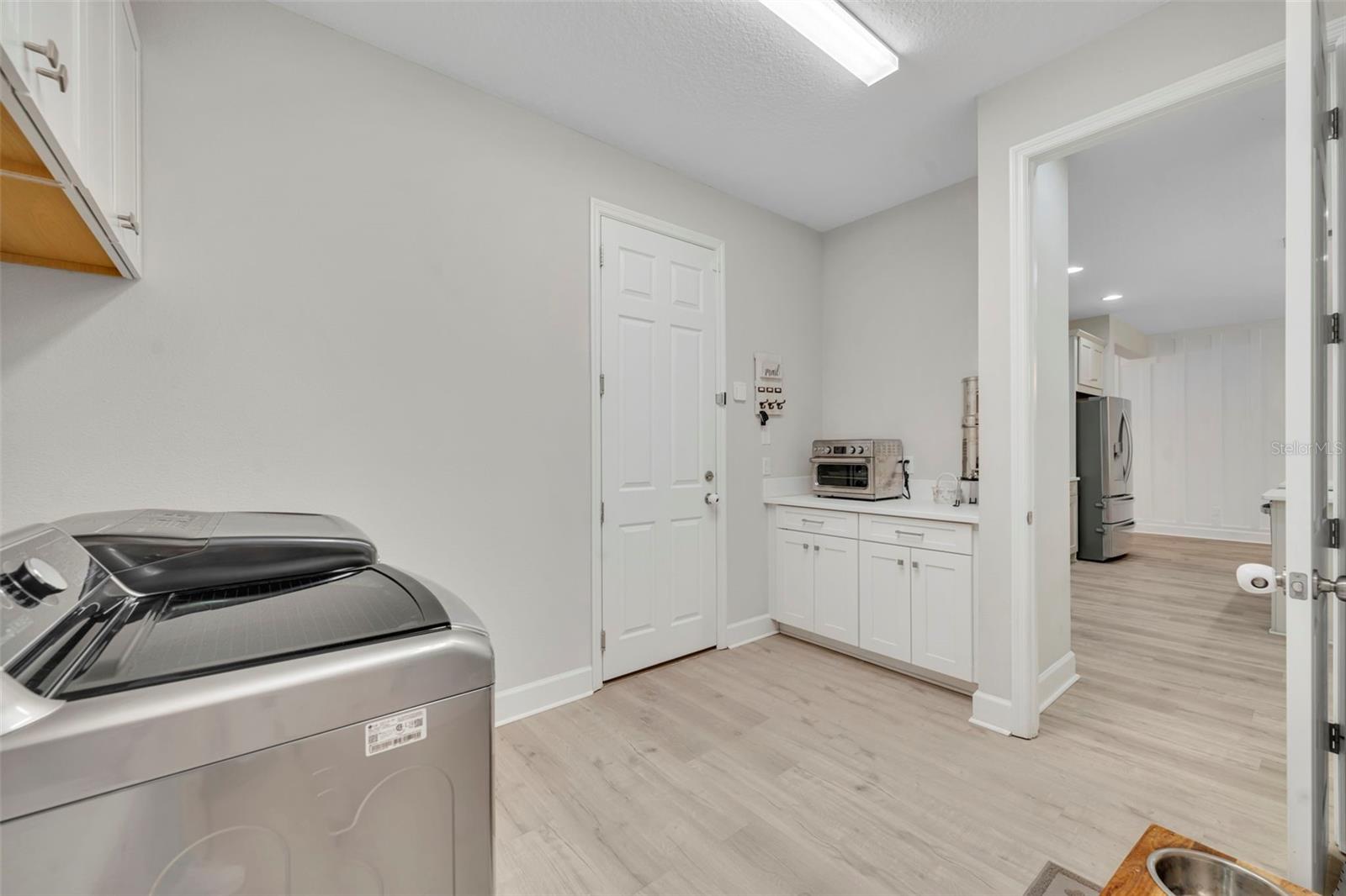 Image 17 of 51 For 3430 Buoy Circle