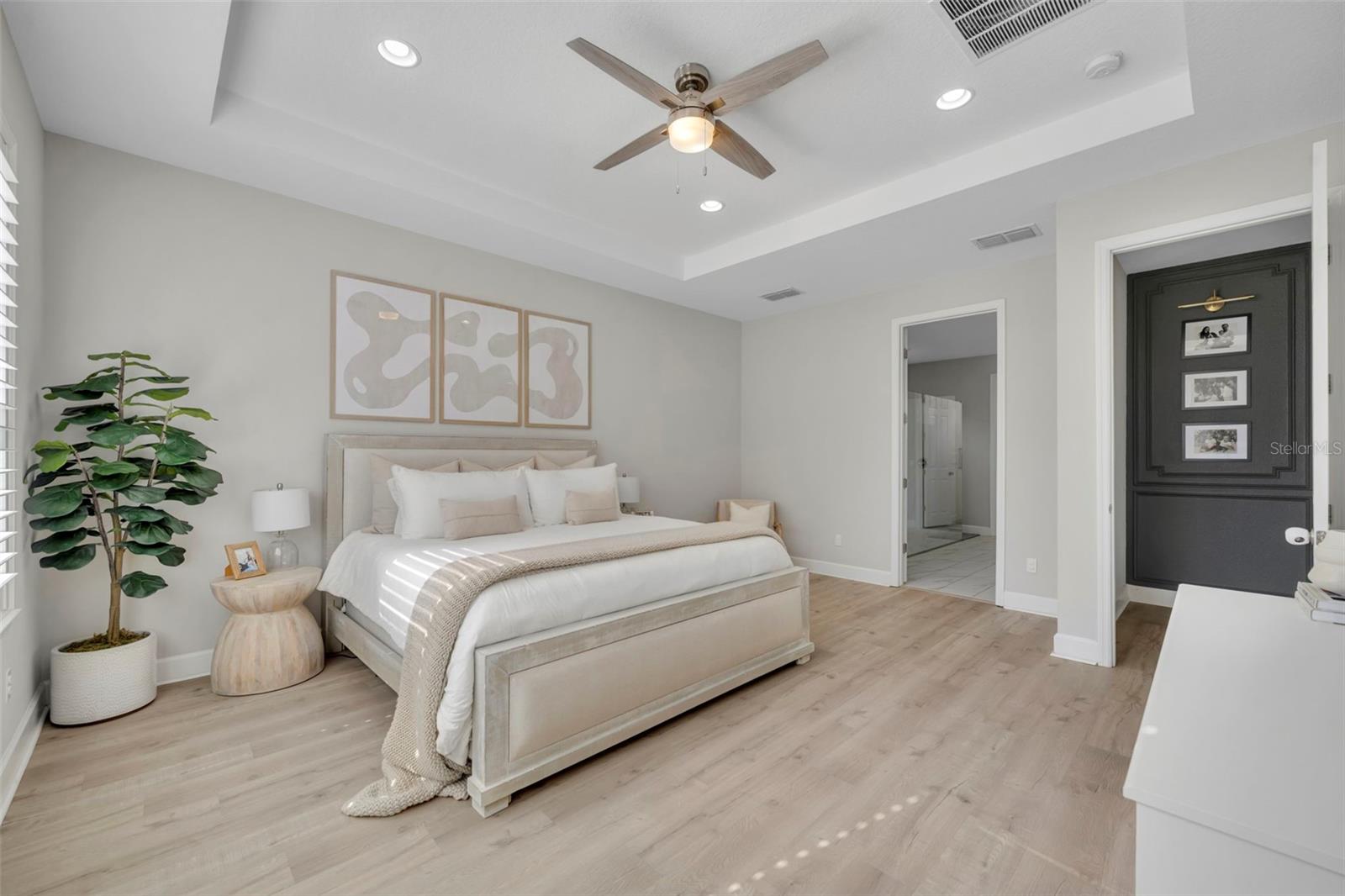 Image 35 of 51 For 3430 Buoy Circle