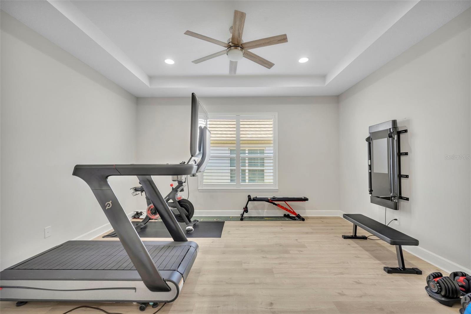 Image 41 of 51 For 3430 Buoy Circle