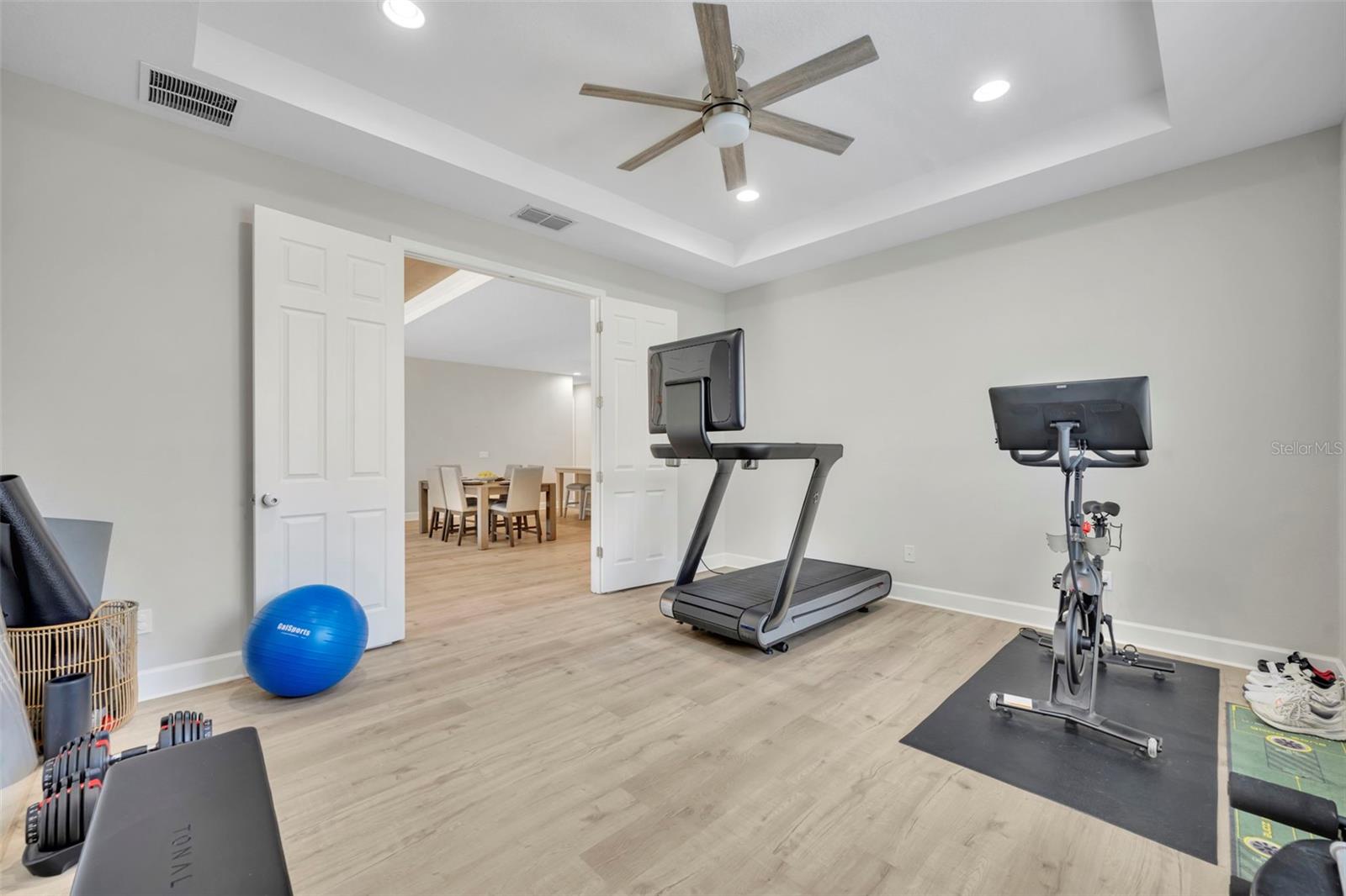 Image 42 of 51 For 3430 Buoy Circle