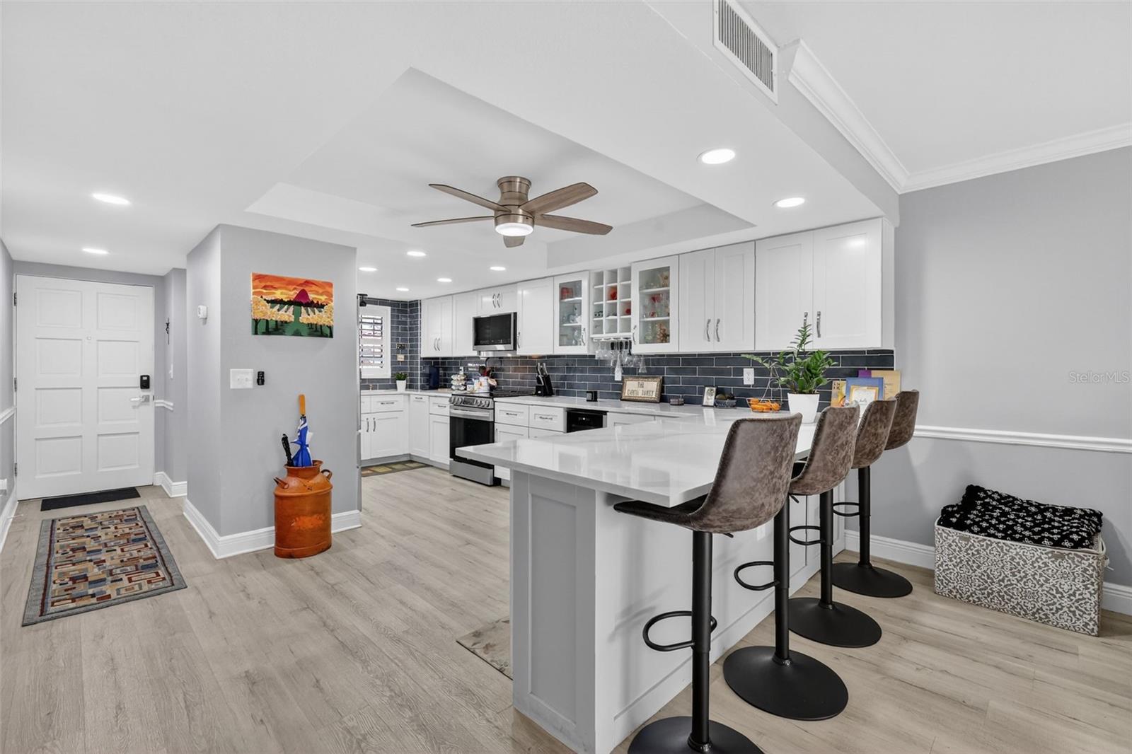 Image 12 of 44 For 101 Grandview Street 206