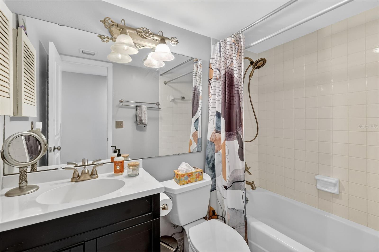 Image 18 of 44 For 101 Grandview Street 206