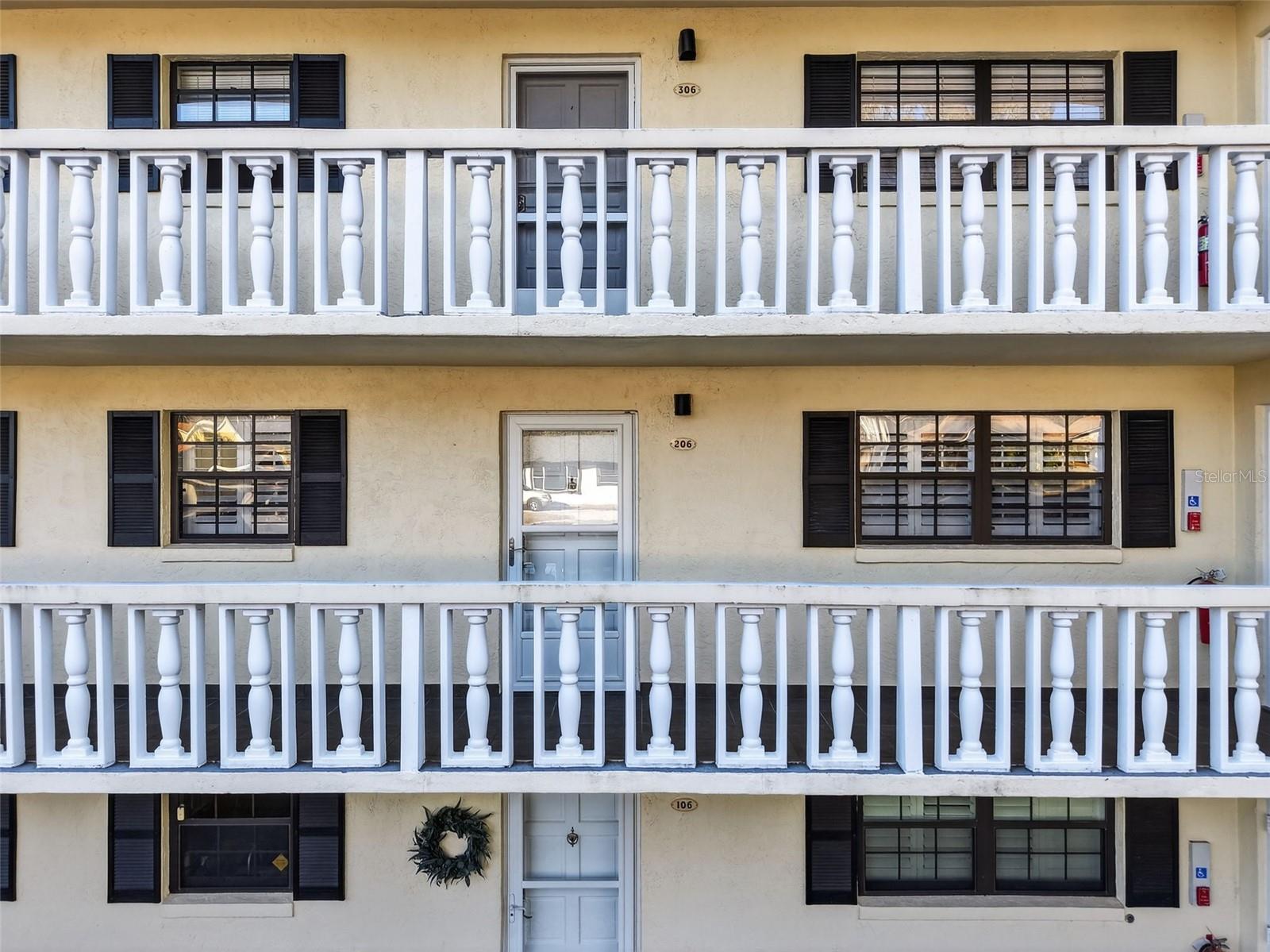 Image 32 of 44 For 101 Grandview Street 206