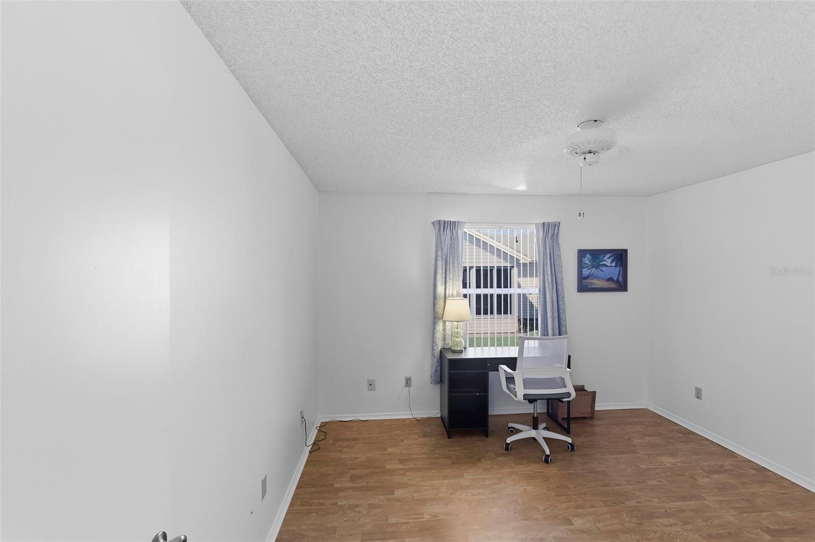 Image 11 of 21 For 432 Hildalgo Drive