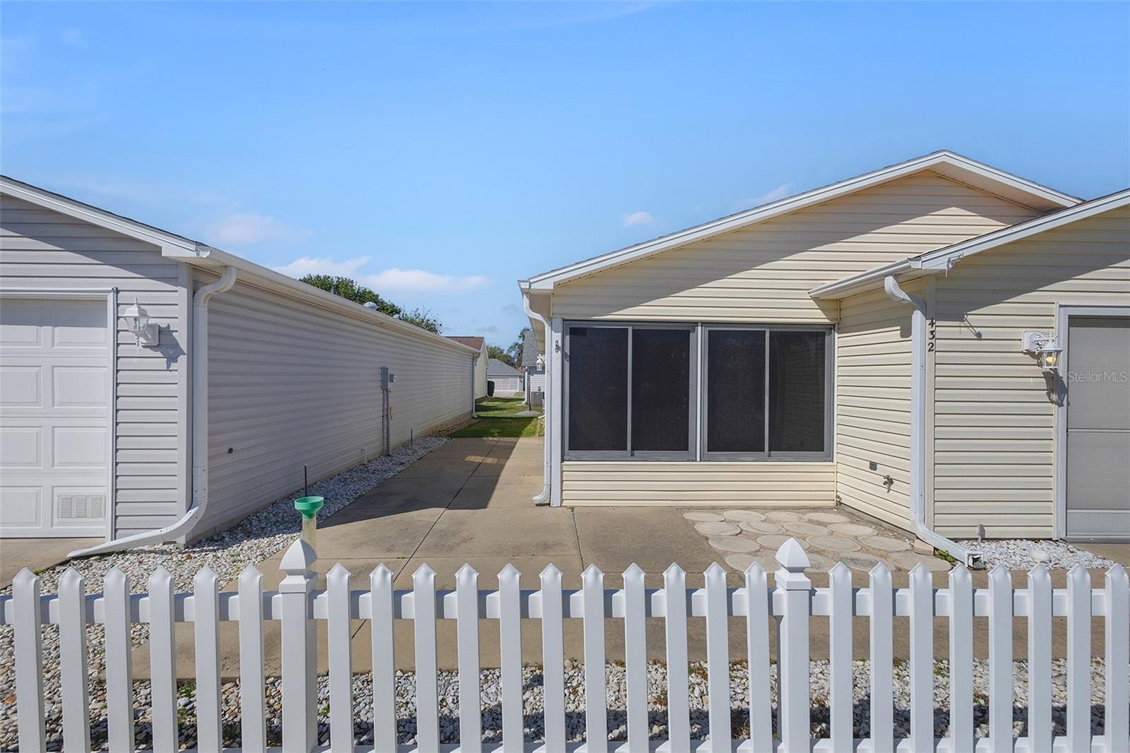 Image 20 of 21 For 432 Hildalgo Drive