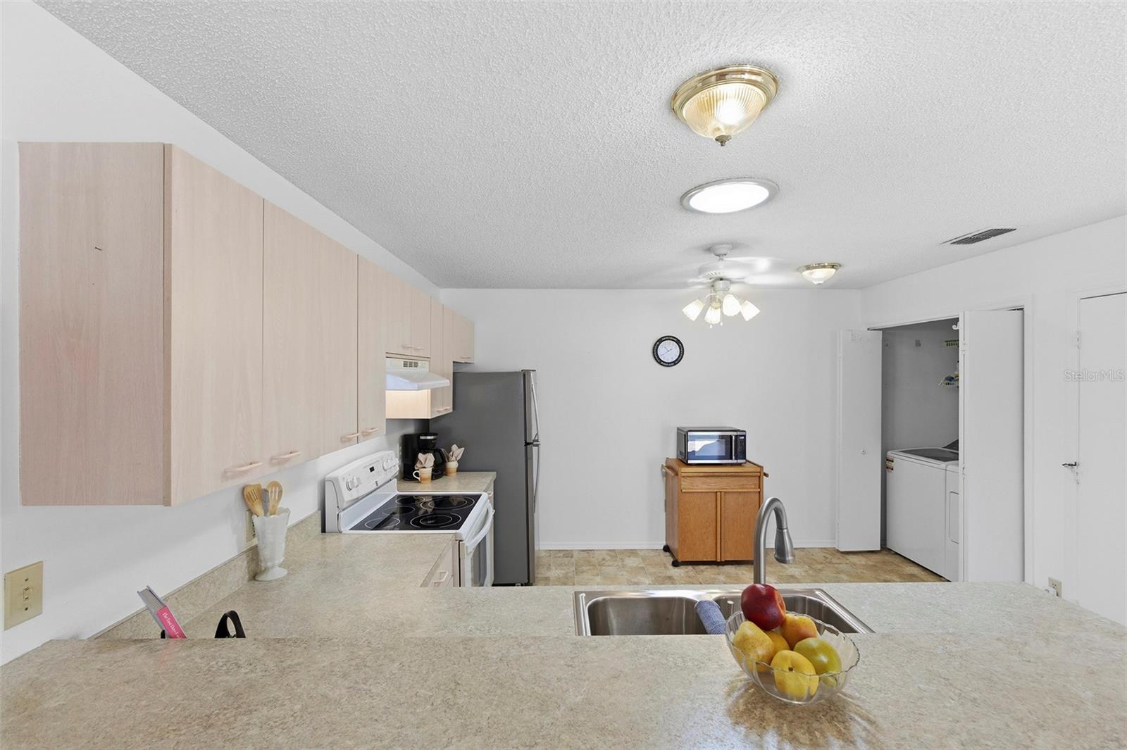 Image 3 of 21 For 432 Hildalgo Drive