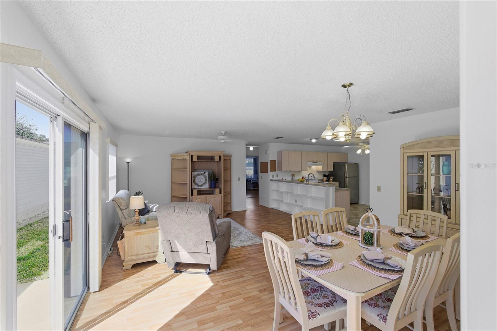 Image 4 of 21 For 432 Hildalgo Drive