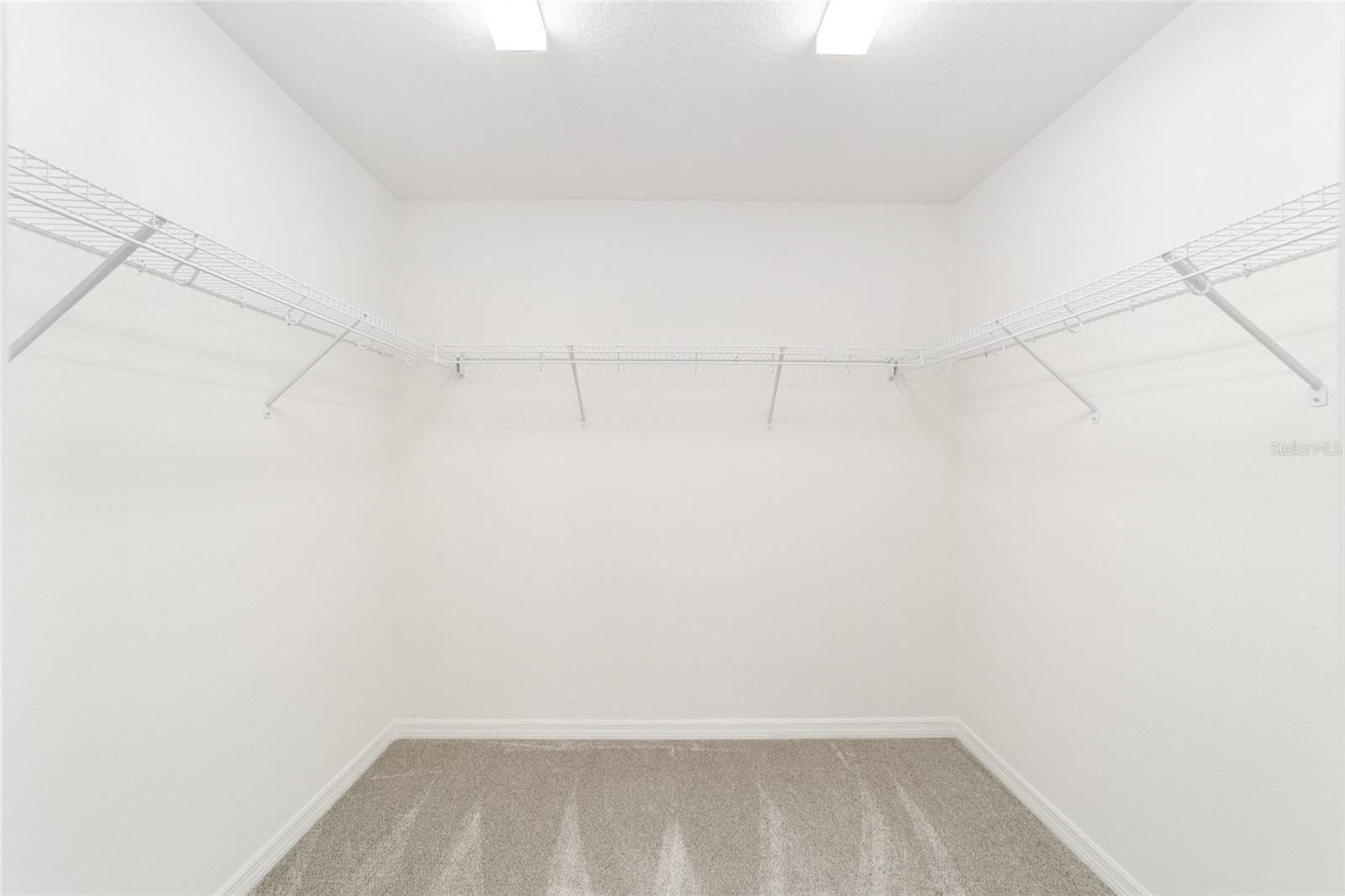 Image 27 of 48 For 1706 Colleen Court