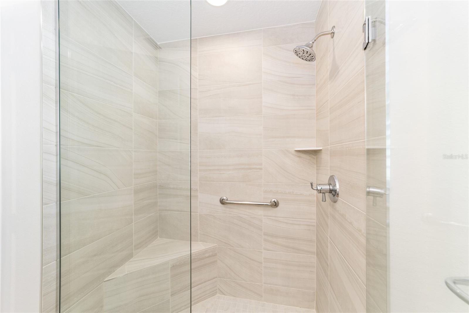 Image 31 of 48 For 1706 Colleen Court