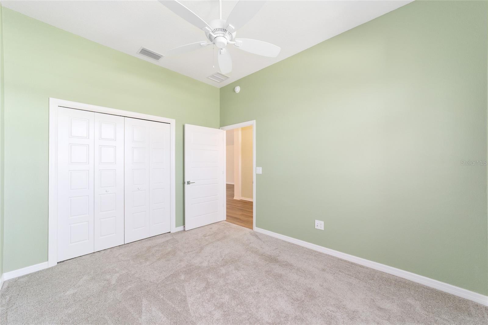 Image 33 of 48 For 1706 Colleen Court