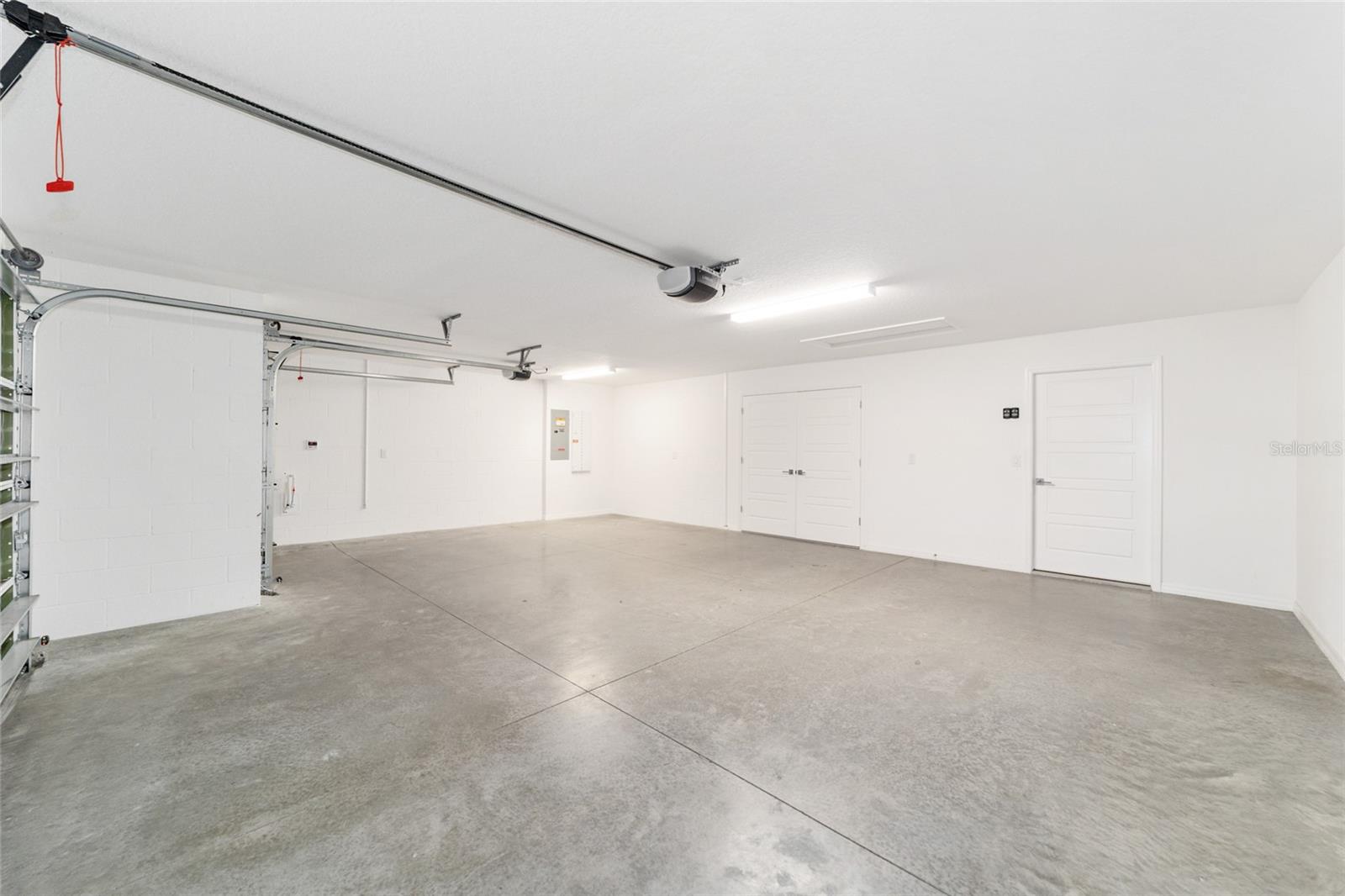 Image 35 of 48 For 1706 Colleen Court