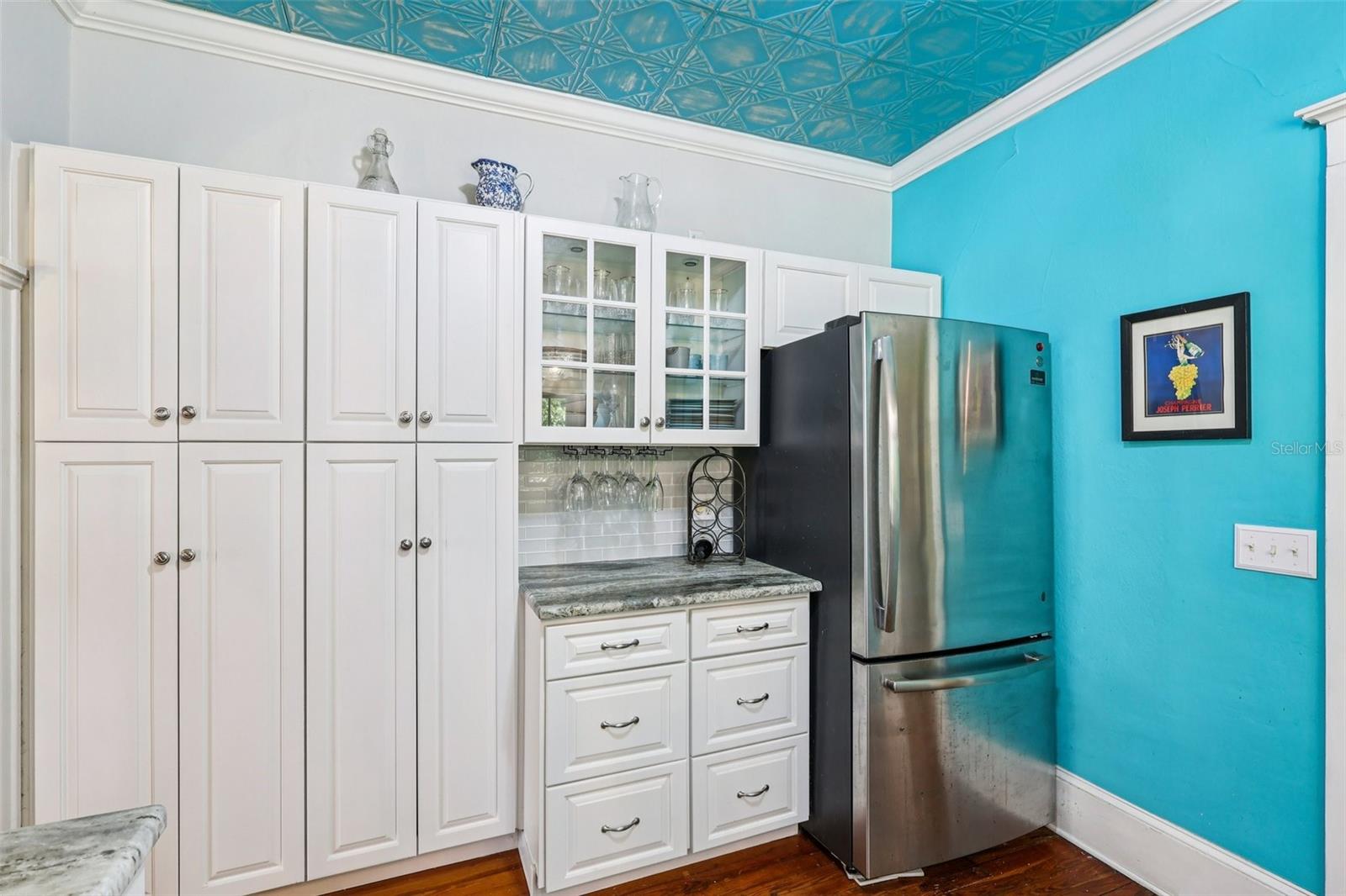 Image 15 of 74 For 832 9th Avenue