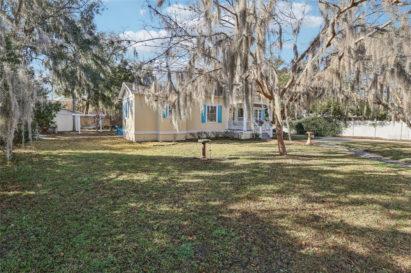 Image 2 of 74 For 832 9th Avenue