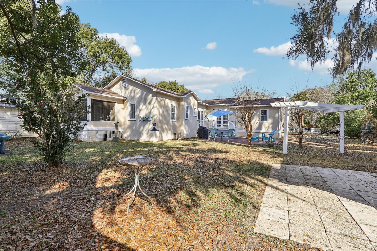 Image 33 of 74 For 832 9th Avenue