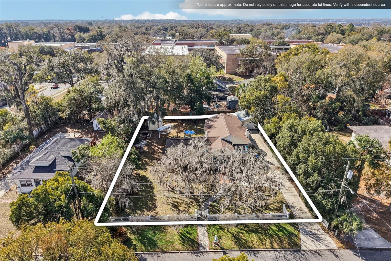 Image 41 of 74 For 832 9th Avenue