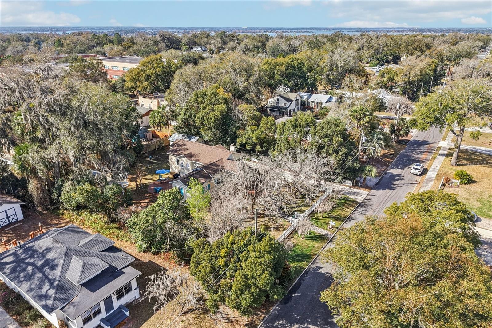 Image 43 of 74 For 832 9th Avenue