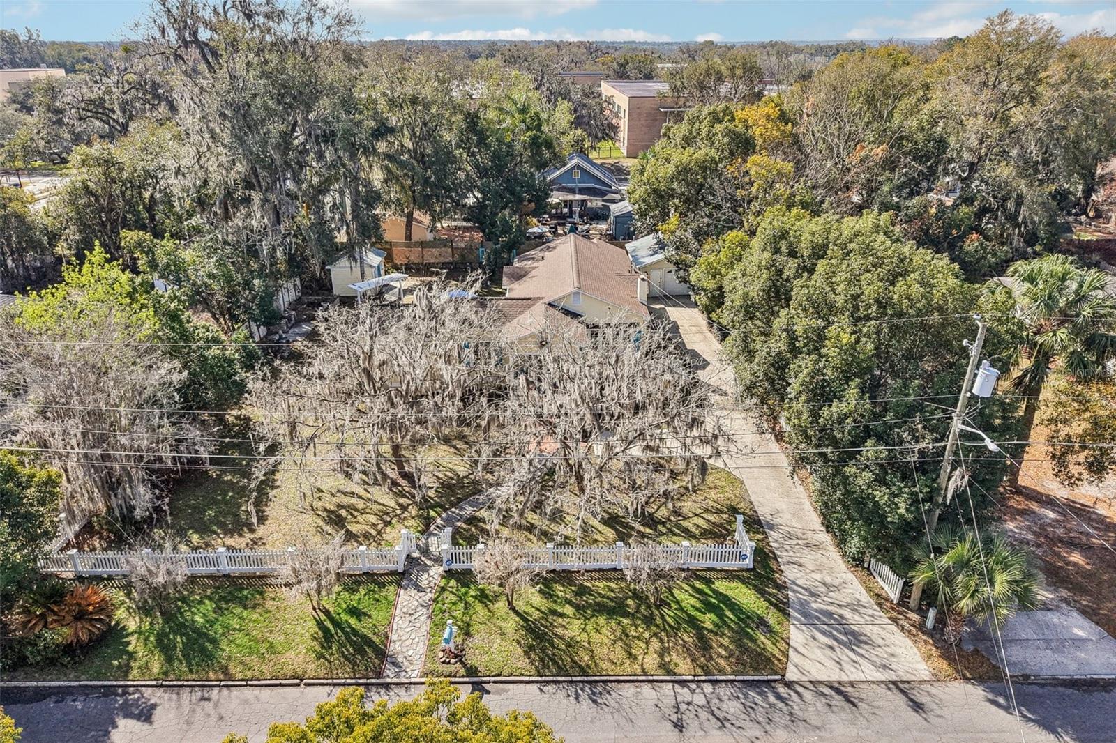 Image 53 of 74 For 832 9th Avenue