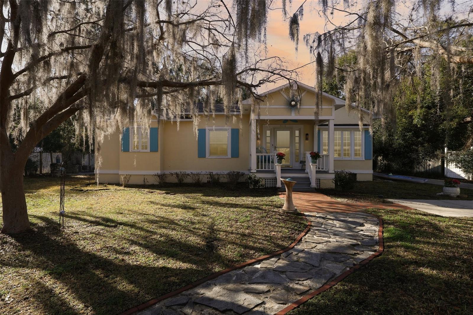 Image 54 of 74 For 832 9th Avenue