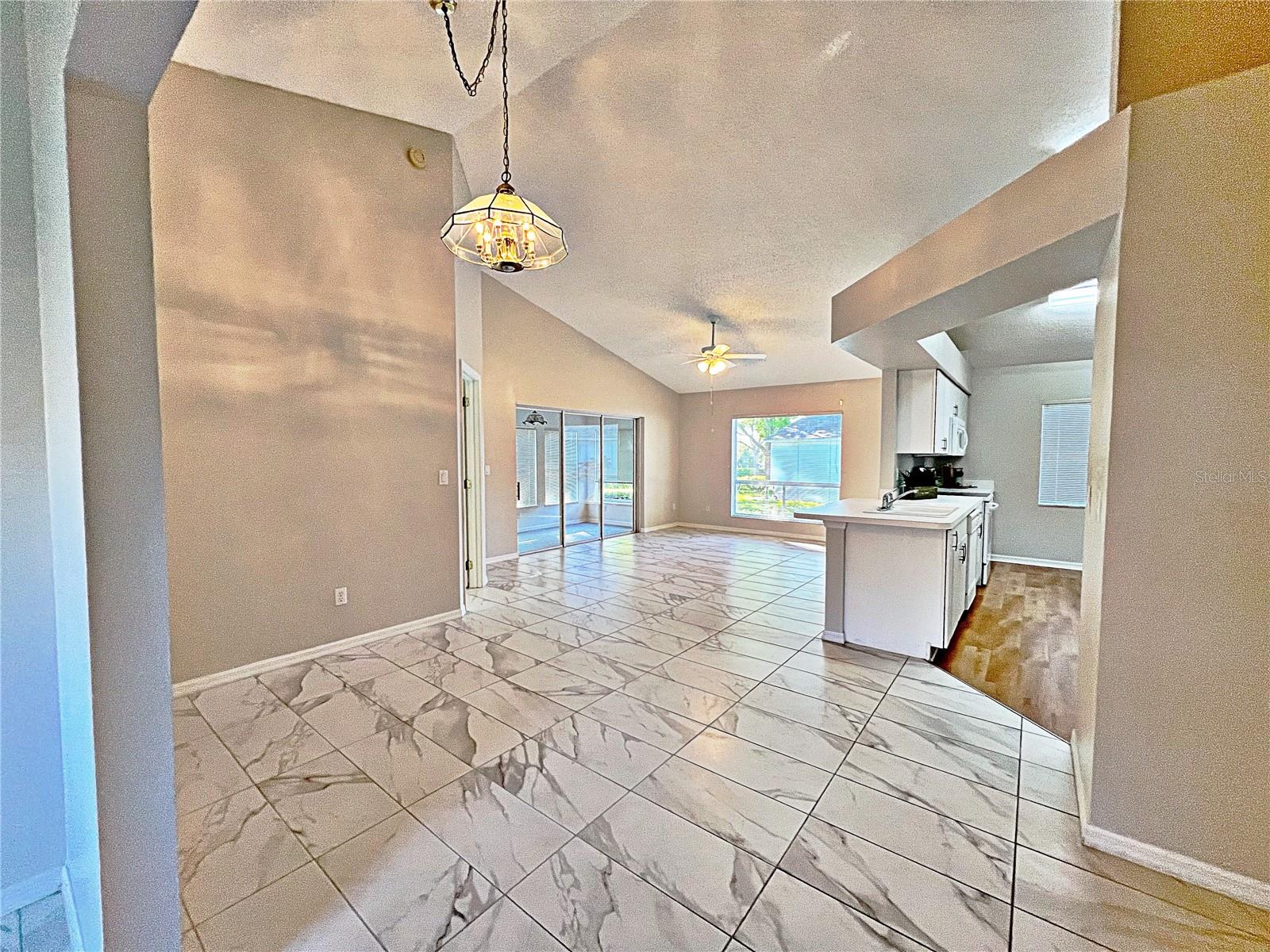 Image 10 of 37 For 3505 Tenby Circle