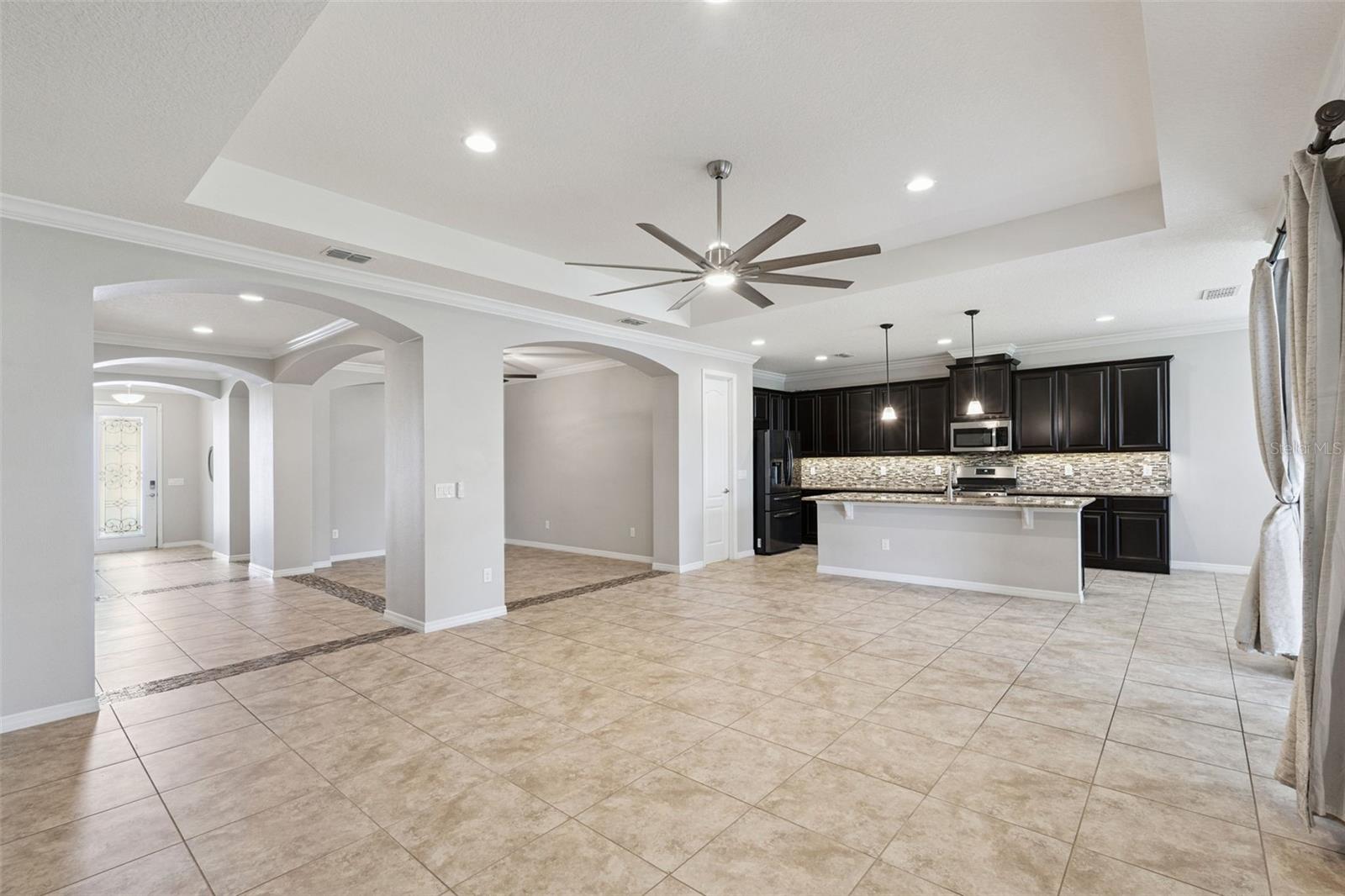 Image 11 of 49 For 553 Autumn Ash Drive