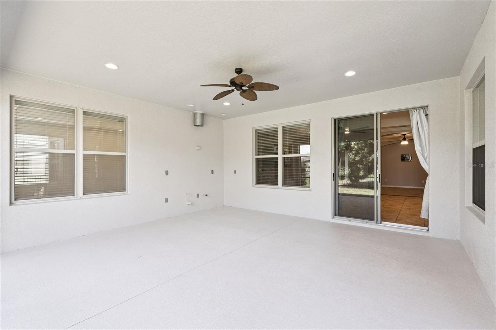 Image 17 of 49 For 553 Autumn Ash Drive