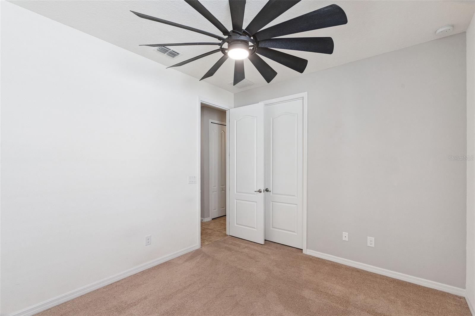 Image 19 of 49 For 553 Autumn Ash Drive