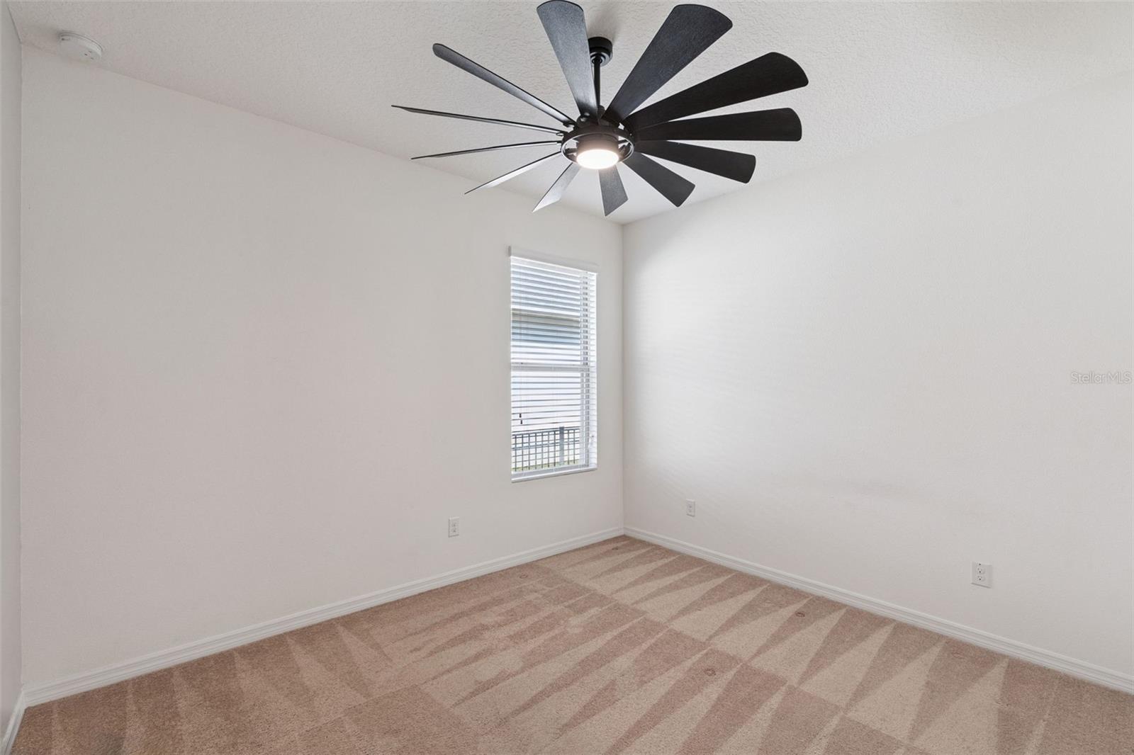 Image 23 of 49 For 553 Autumn Ash Drive