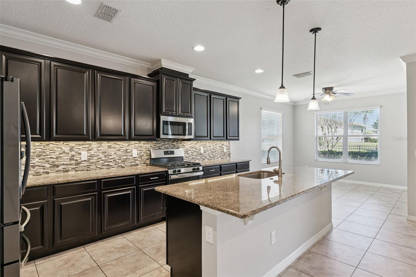 Image 24 of 49 For 553 Autumn Ash Drive