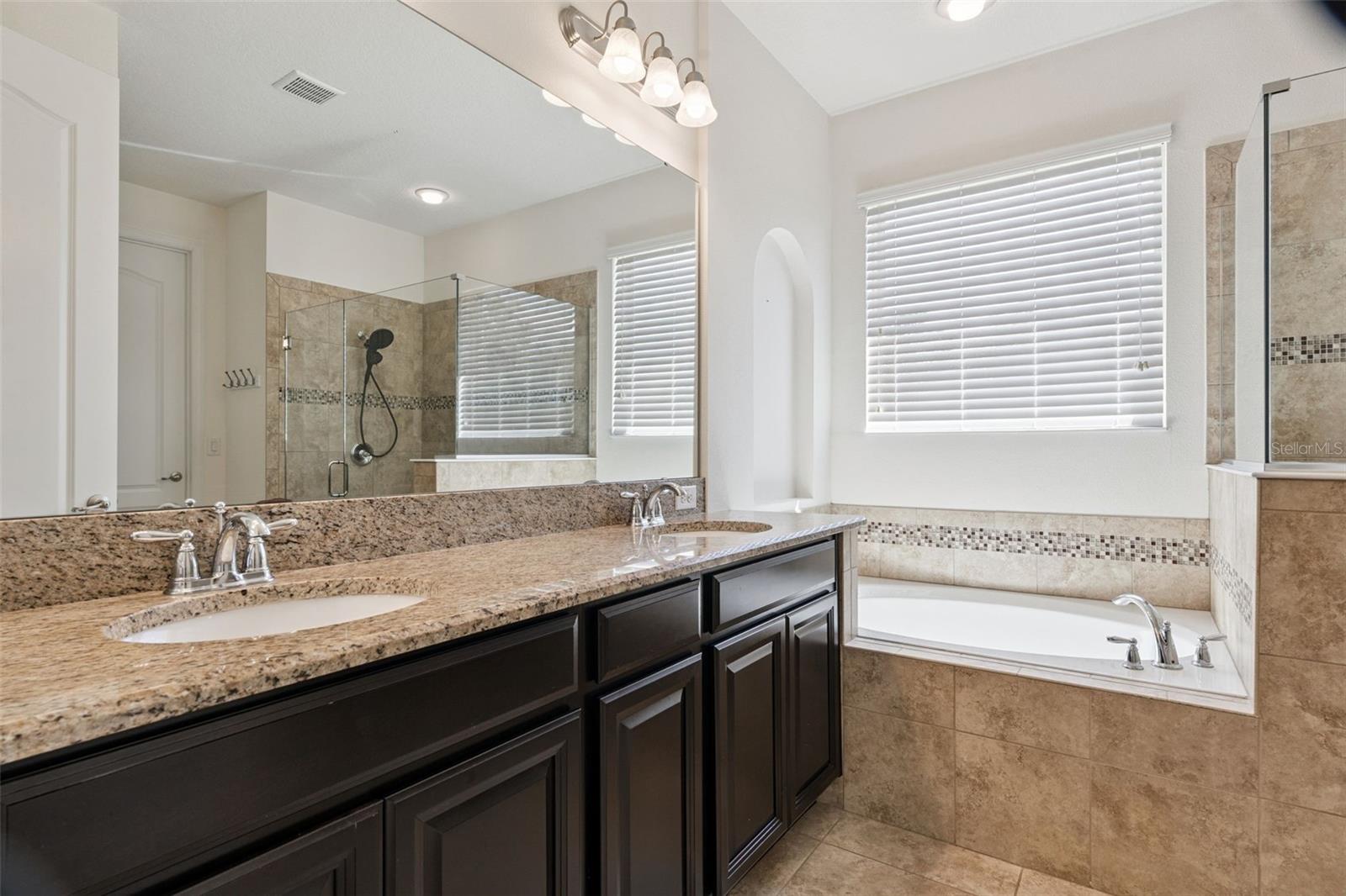 Image 25 of 49 For 553 Autumn Ash Drive