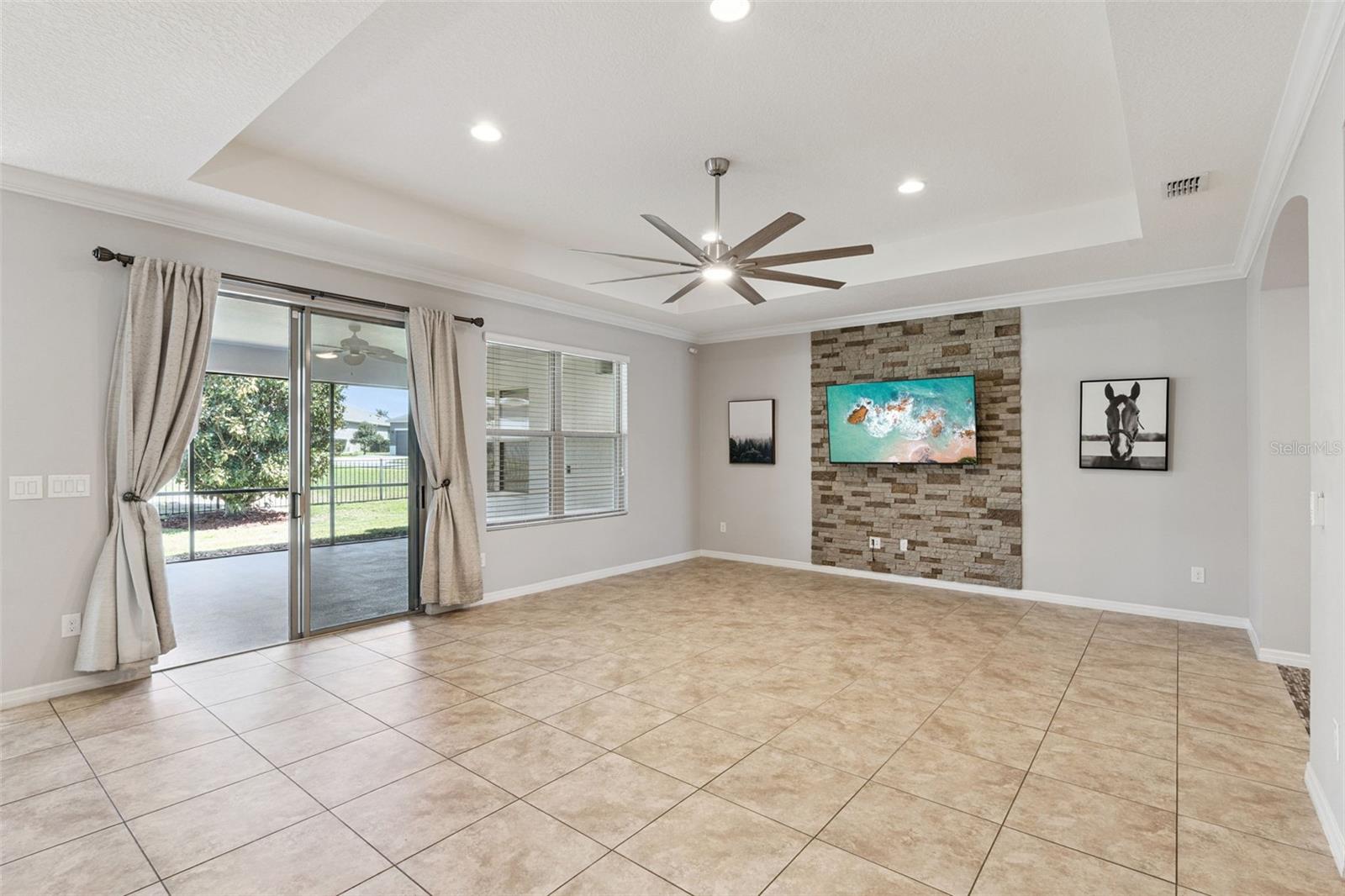 Image 6 of 49 For 553 Autumn Ash Drive