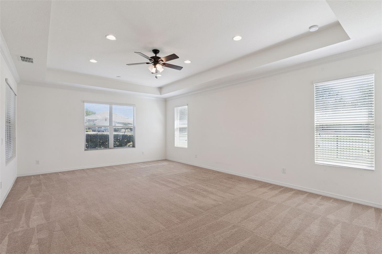 Image 7 of 49 For 553 Autumn Ash Drive