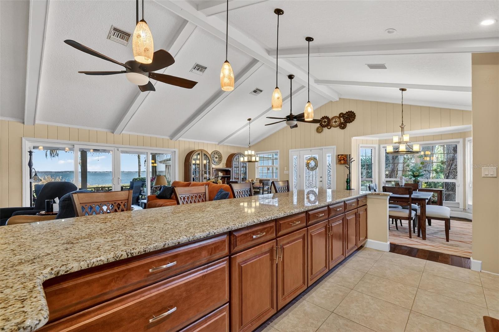 Image 10 of 42 For 1404 Regency Court