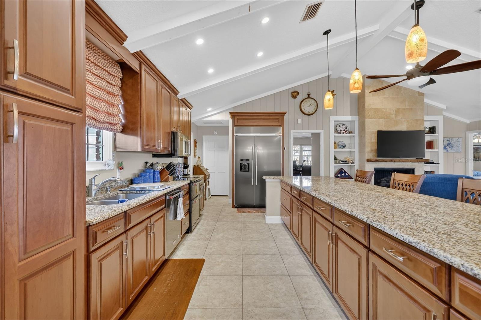 Image 13 of 42 For 1404 Regency Court