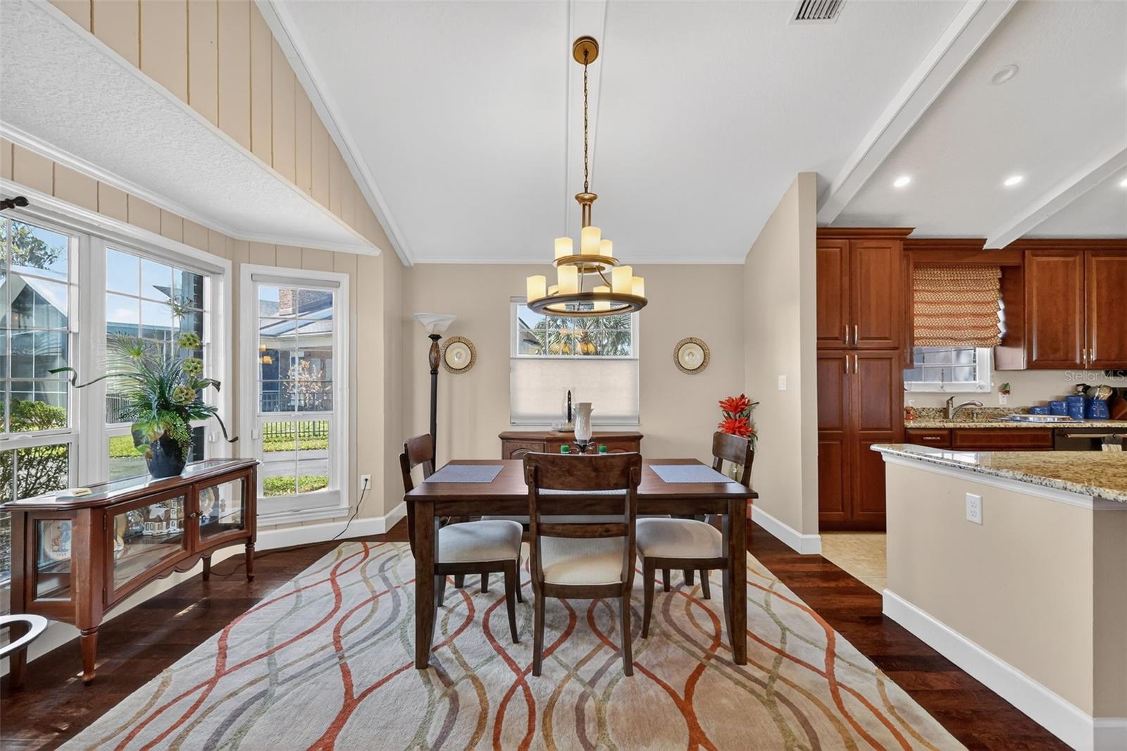 Image 14 of 42 For 1404 Regency Court