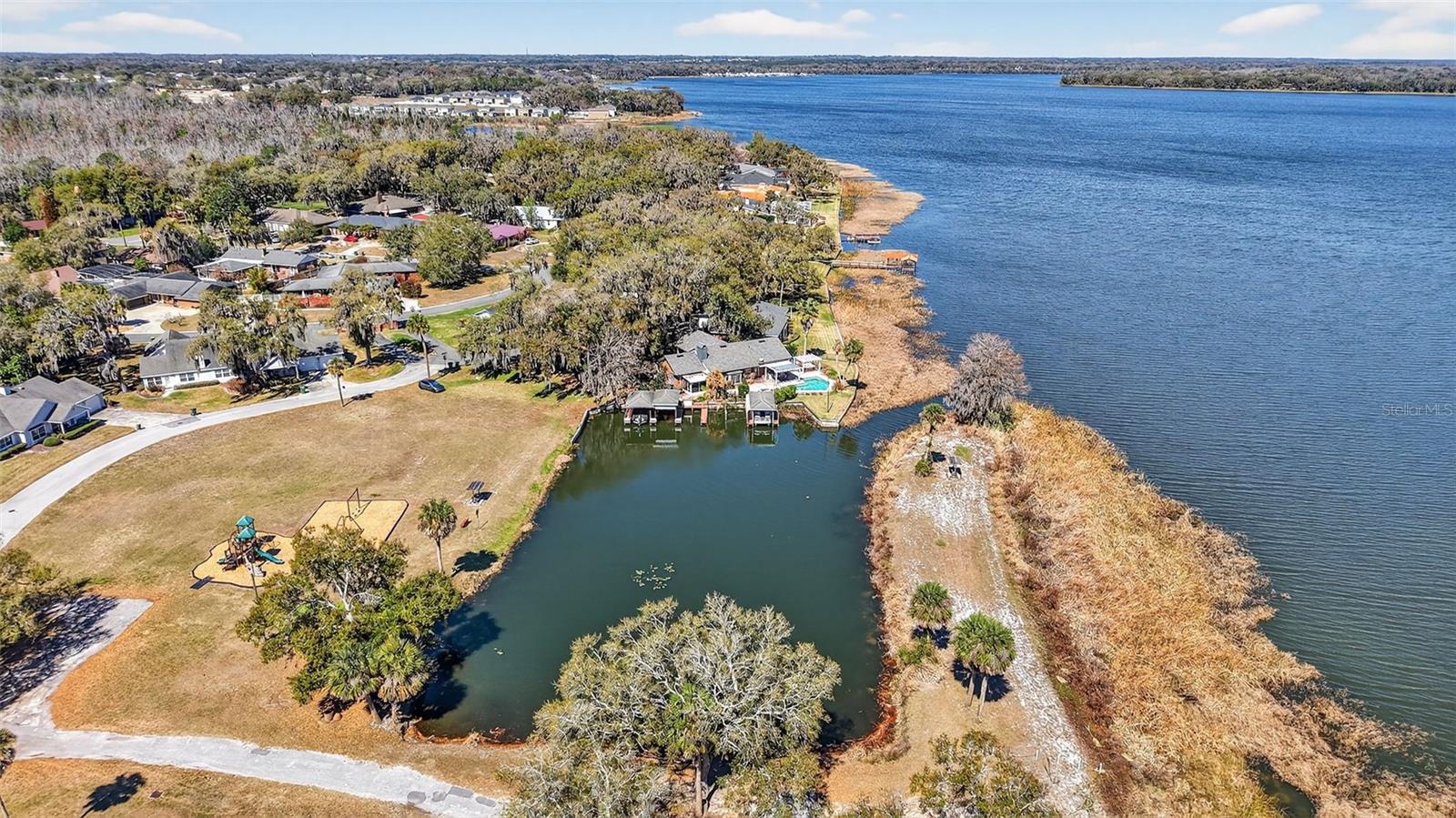 Image 39 of 42 For 1404 Regency Court