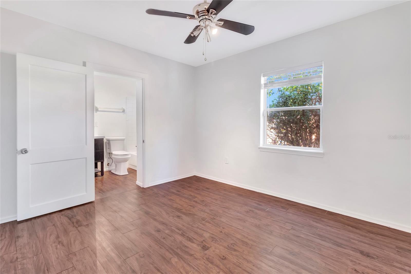 Image 15 of 43 For 720 Webster Avenue