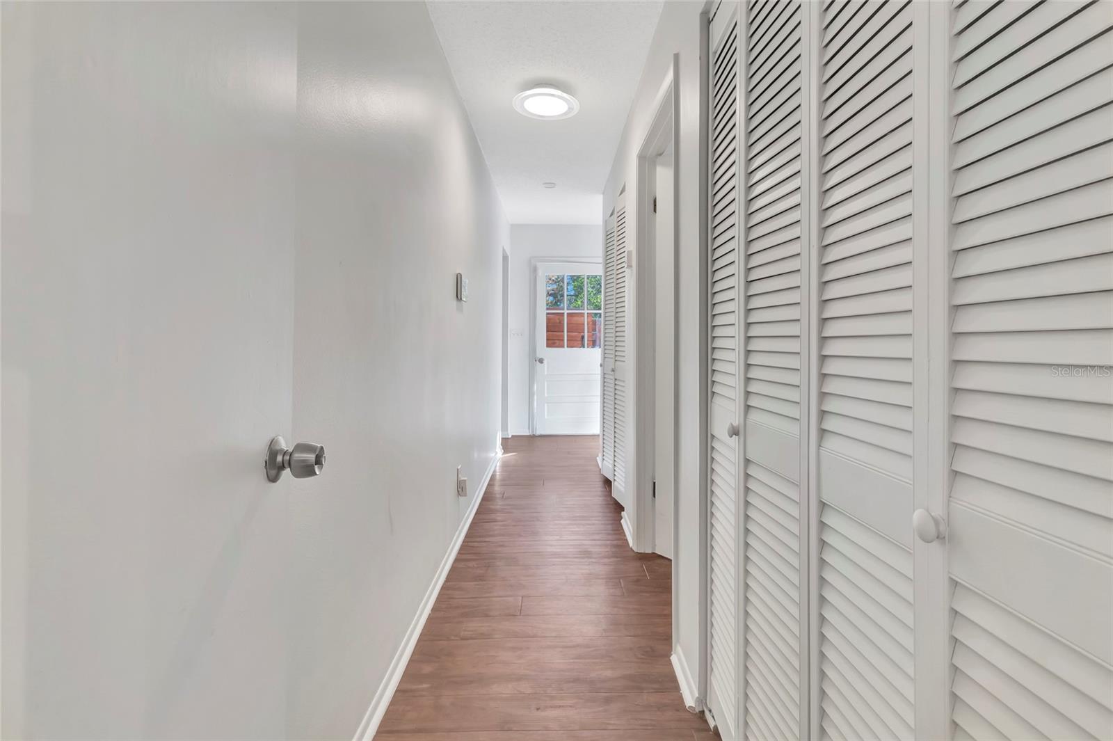 Image 24 of 43 For 720 Webster Avenue