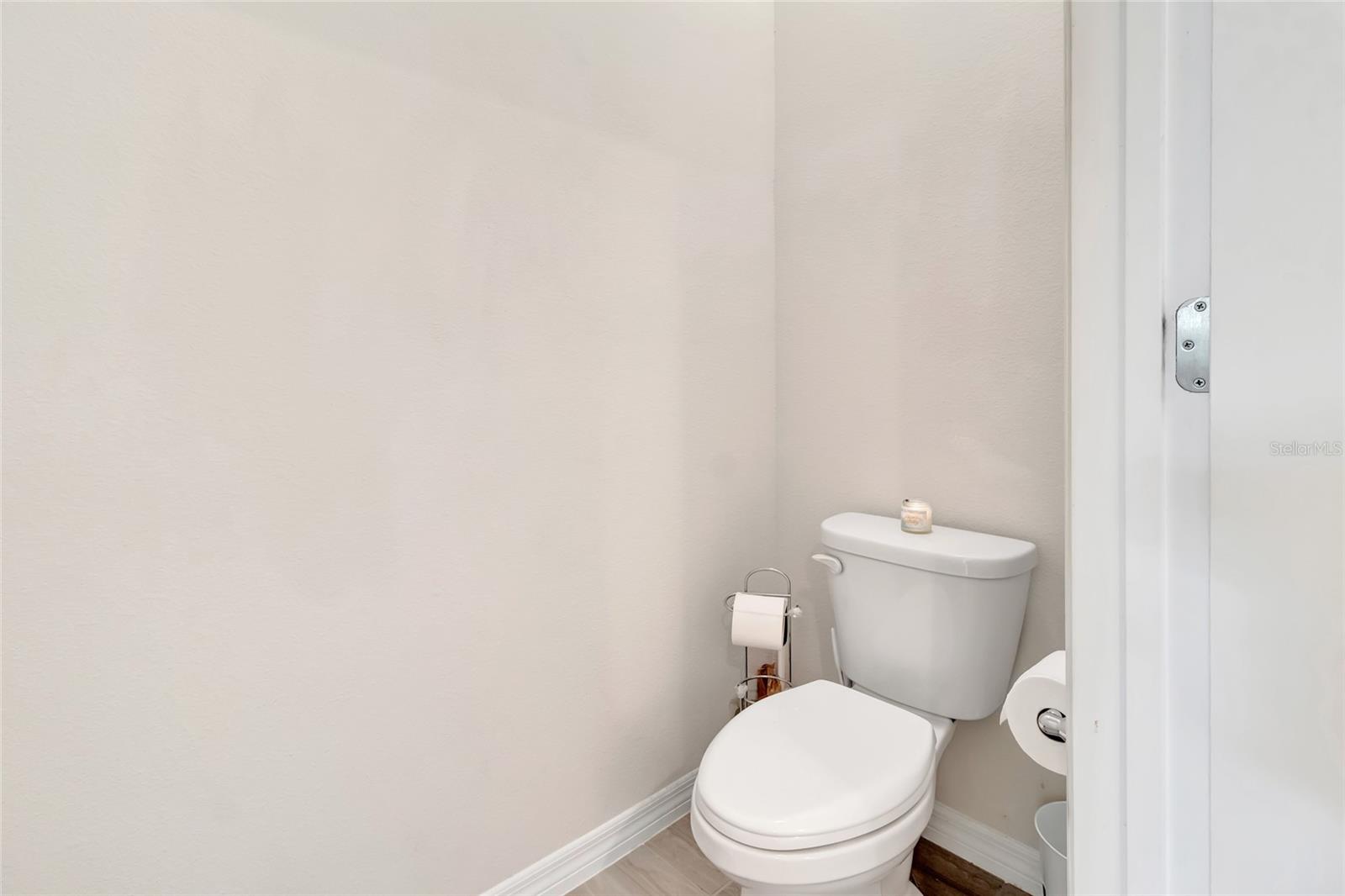 Image 25 of 46 For 401 Halter Drive