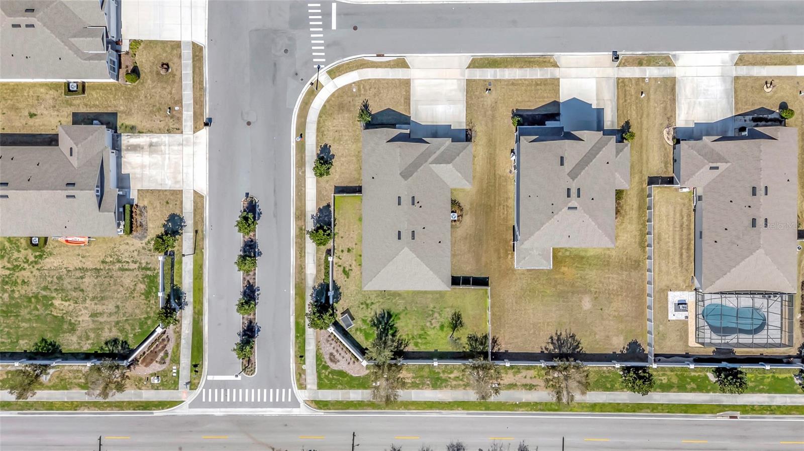 Image 38 of 46 For 401 Halter Drive