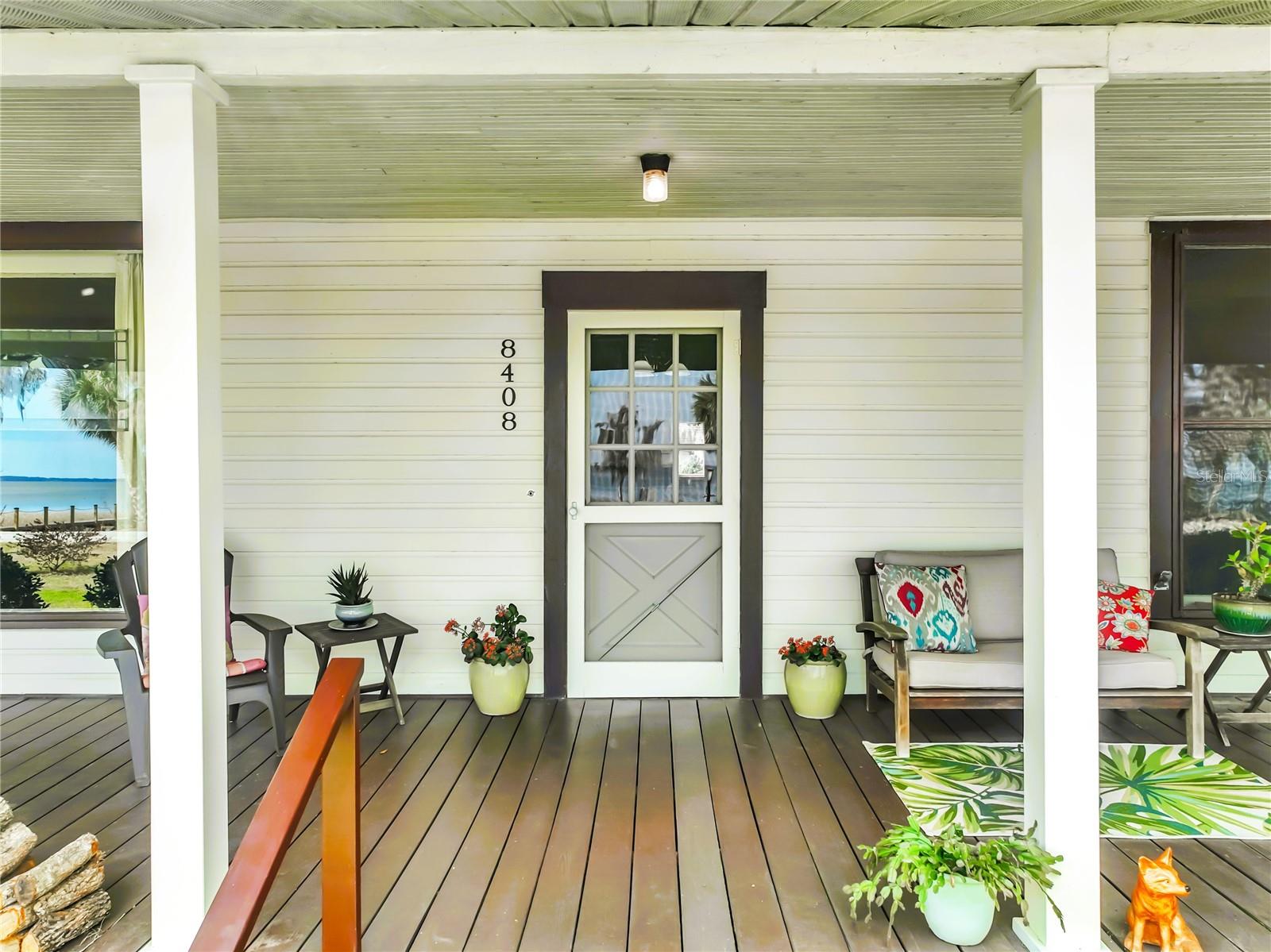 Image 13 of 76 For 8408 Lakeshore Drive