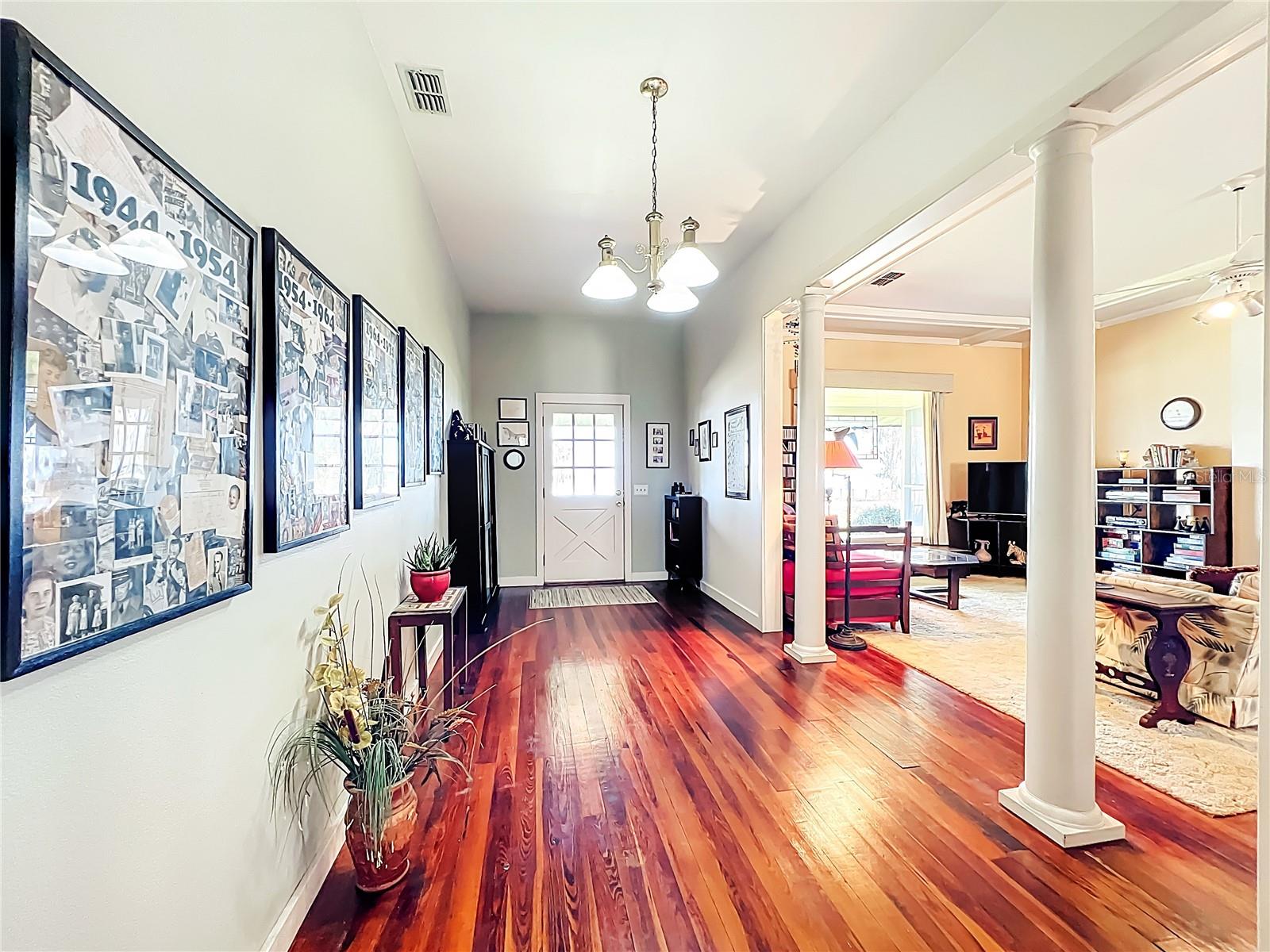 Image 15 of 76 For 8408 Lakeshore Drive