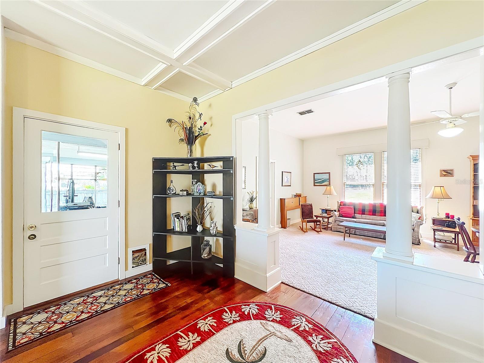 Image 22 of 76 For 8408 Lakeshore Drive