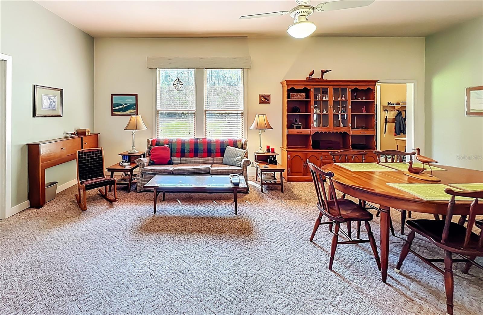 Image 26 of 76 For 8408 Lakeshore Drive