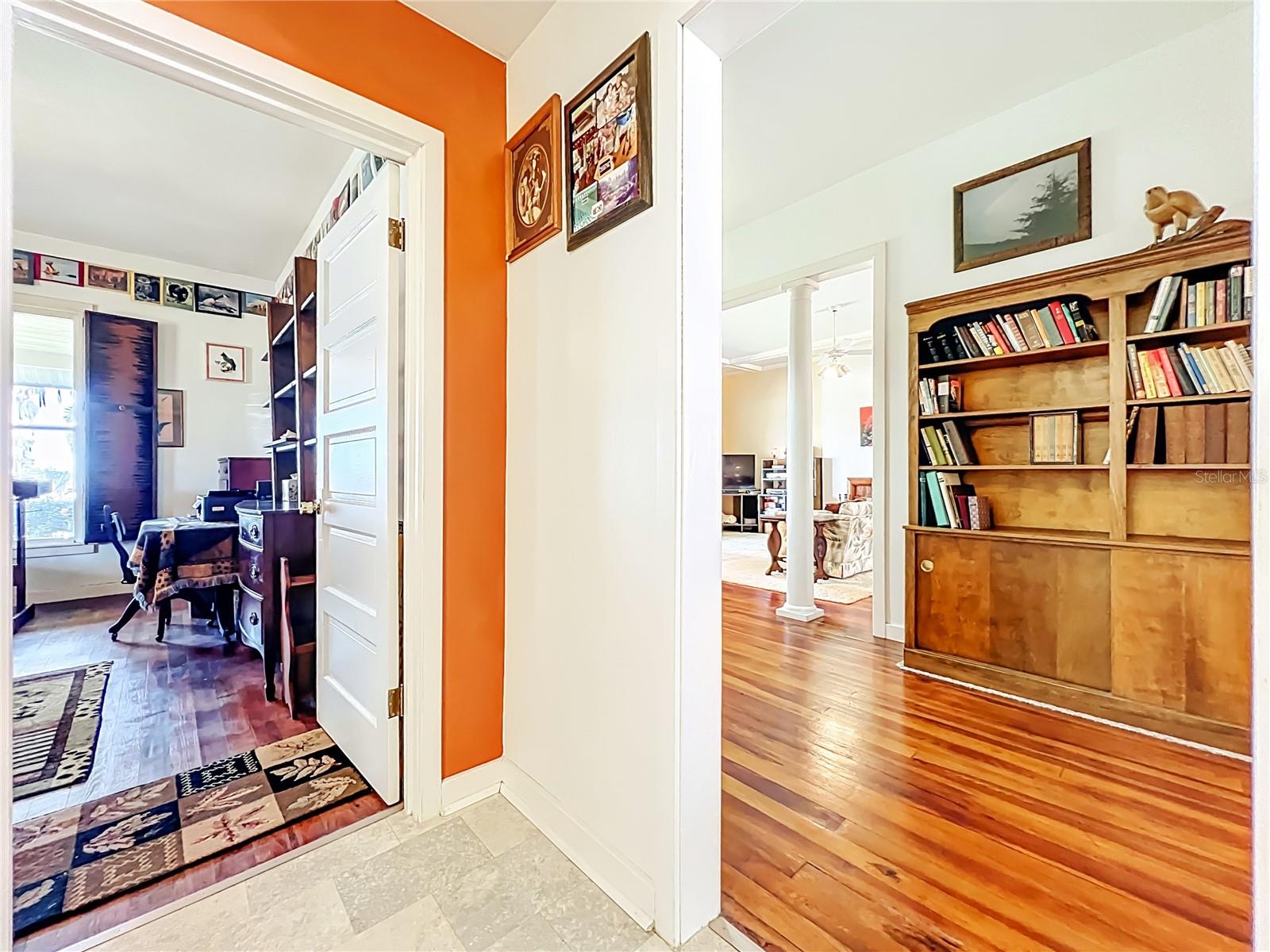 Image 29 of 76 For 8408 Lakeshore Drive