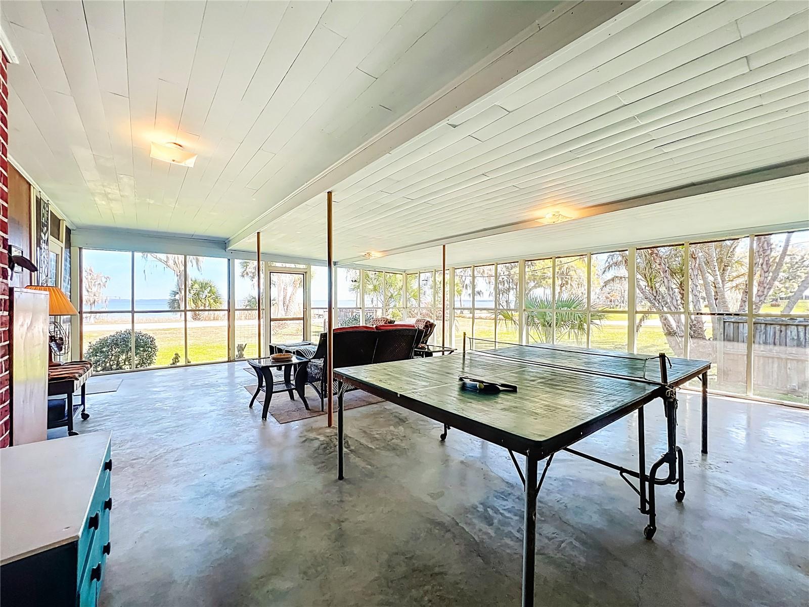 Image 57 of 76 For 8408 Lakeshore Drive