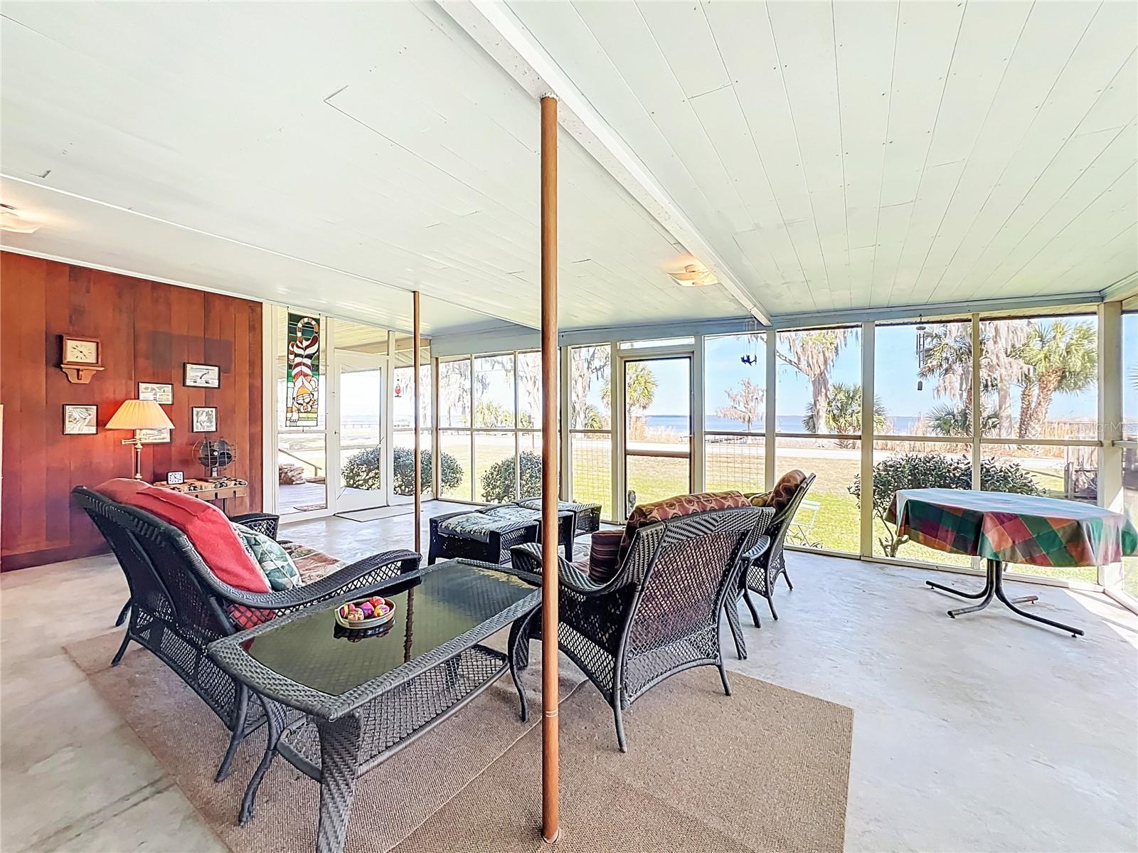 Image 59 of 76 For 8408 Lakeshore Drive